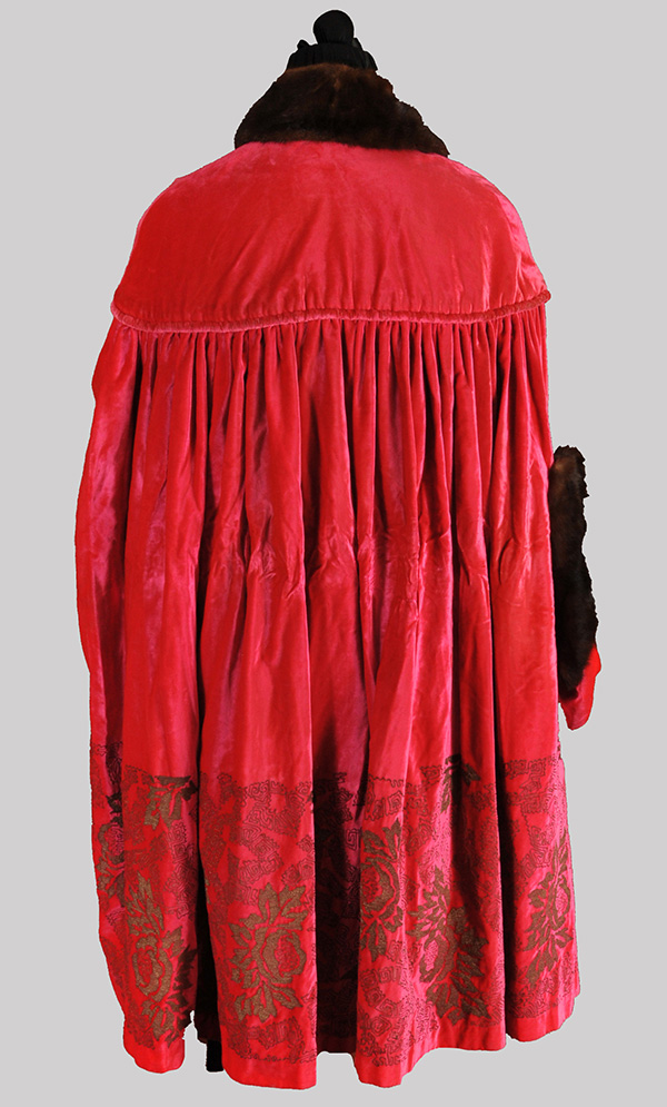 Silk Velvet Cape with Chinese-Inspired Silver Metal Embroidery and Fur Trim (Late 1910s-Early 1920s); Missouri Historic Costume and Textile Collection, University of Missouri, Columbia
