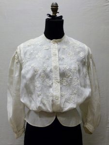 Hand Embroidered Cotton Blouse (1895-1905); Missouri Historic Costume and Textile Collection, University of Missouri, Columbia