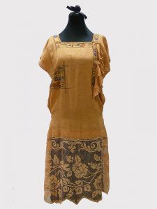 Embroidered Cotton and Lace Dress (1920s); Missouri Historic Costume and Textile Collection, University of Missouri, Columbia